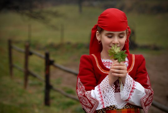 “Резервирай в България”: 10 причини, за да изберем Чепеларе – зеленото сърце на България