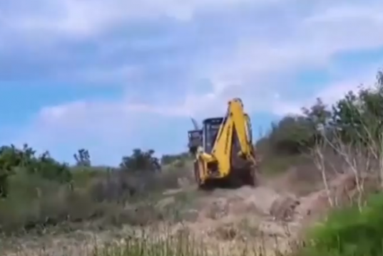 Екоинспекцията в Бургас проверява дали има нарушение на плажа в Ахтопол, до 50 000 лева ще е санкцията