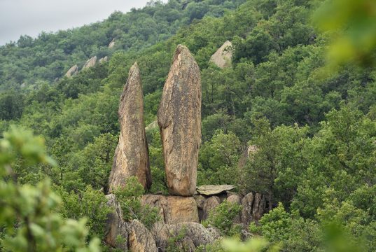 “Резервирай в България”: “Невъзможна” конструкция в община Брезово е устояла хиляди години и привлича много туристи