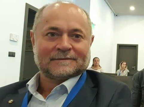 Проф. Стоян Маринов: По-добра реклама и качествен персонал са необходими на българския туризъм