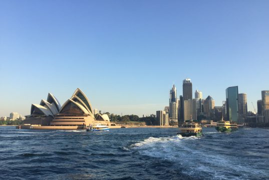 В навечерието на Australian Open: PCR-тест и задължителна карантина за всички пристигащи в Австралия