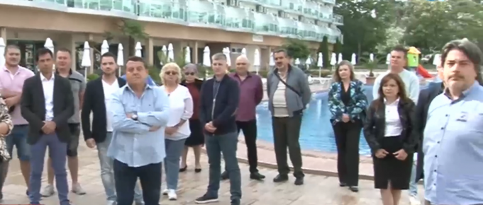 Хотелиери заплашват с протест заради липсата на чужди туристи (видео)