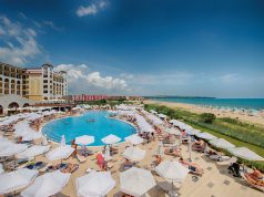 Хотел Riu Helios Bay в Обзор отваря на 28 май, предлага релакс за цялото семейство