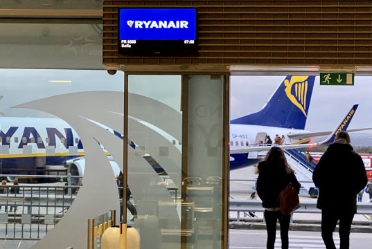 От 1 май Ryanair възстановява полетите между София и Варна