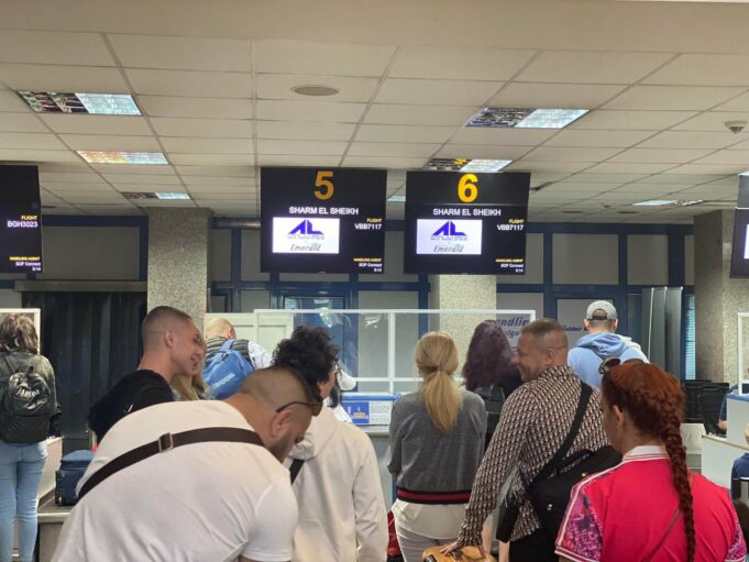 Ръст на чартърите на летище София