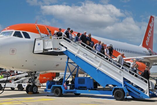 Започнаха полетите на easyJet между Манчестър и Бургас