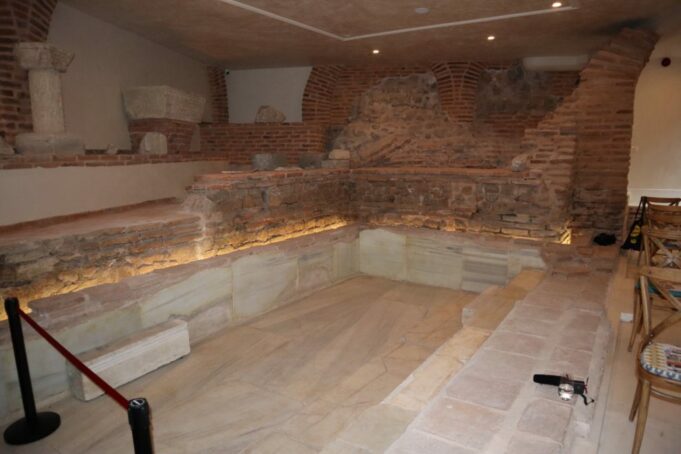 Древен римски басейн реставрираха в подземието на бутиков хотел в Пловдив