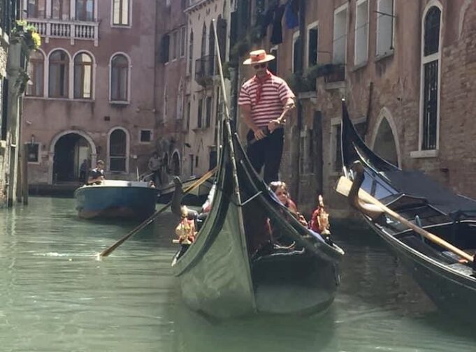 От 25 април 2024 г. туристите ще плащат 5 евро, за да видят Венеция