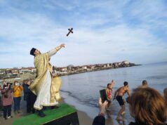 Смелчаци ще “спасяват” кръста в Созопол