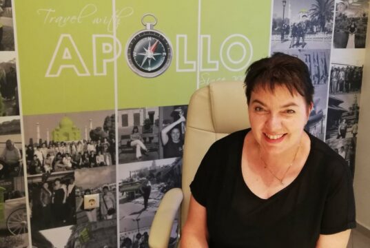 „Аполо” излита в бизнеса с факс, телефон и един горящ автобус