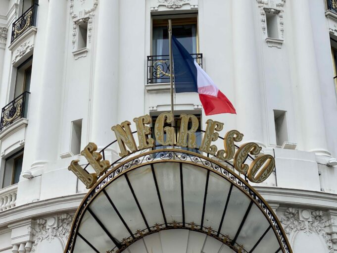 Историята на “Негреско” – най-красивият хотел в Ница (снимки)