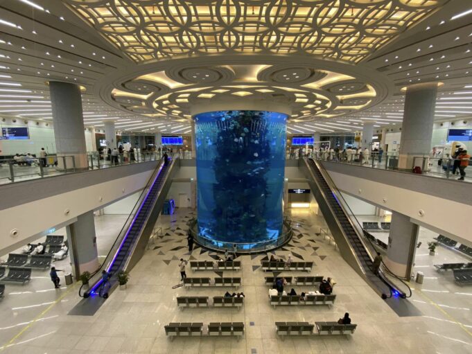 Най-големият летищен аквариум в света се намира на новото летище в Джеда