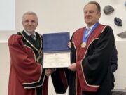 Отличиха Анджей Гут-Мостови с титлата „доктор хонорис кауза“ на Международното висше бизнес училище