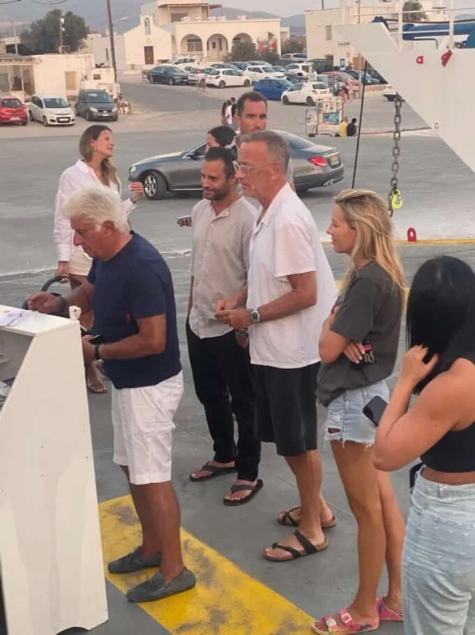 Том Ханкс е за поредна година в Гърция за лятната си ваканция