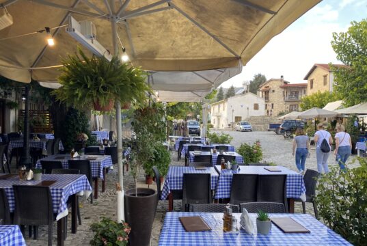 Кипър отчете рекордни приходи от туризъм през 2023 г.