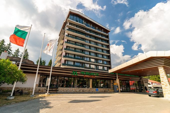 Гранд хотел Мургавец ще отвори врати на 15 декември напълно обновен и с напълно нова концепция