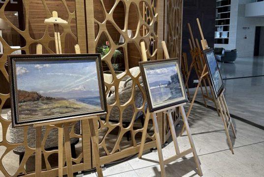 В Албена откриват изложба с картини от архивите на хотел “Добруджа”