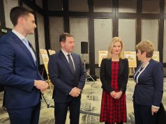 Зарица Динкова: Трябва да работим заедно за съдържанието, а не за картинката