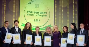 Зарица Динкова връчи наградите на церемонията Top 100 Best Hotels in Bulgaria за 2023 г.