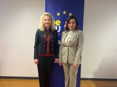 Министър Динкова: Успешно надграждаме сътрудничеството си с Гърция в областта на туризма