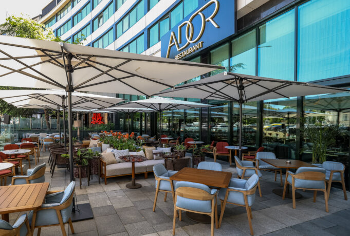 Новата тераса на ресторант ADOR в хотел InterContinental: Емблематични гледки и първокласно кулинарно изживяване