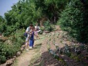 Стотици туристи се включиха в тридневните празници на етно селище Долене