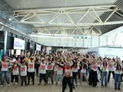 Инициативата „Red Ribbon – Не сте сами“ събра над 400 деца от 8 града на летище „Васил Левски“ – София