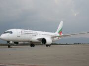 Мъже от стомана срещу Airbus A220 на „България Еър“