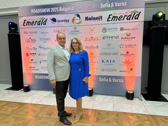 yana i asen hitovi emerald travel