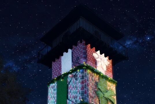 Добруджанските традиции оживяха в „Стария Добрич“ с впечатляващ коледен спектакъл и 3D Mapping шоу