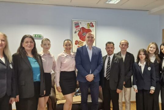 Министерството на туризма даде старт на инициативата „Министър за един ден“ с участието на ученици от гимназиите по туризъм в Русе и Ямбол
