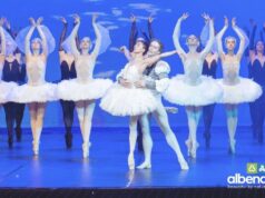 За първи път в Албена шедьовърът „Лебедово езеро“ гостува в зала „Перуника“ с хореография на световноизвестния балетмайстор Сергей Бобров